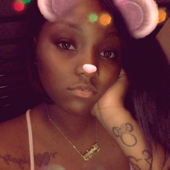 charniqua22